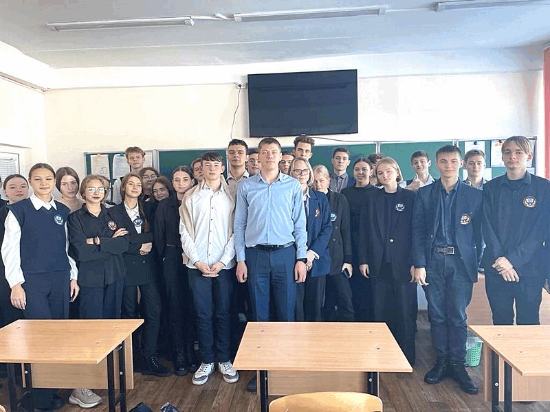 photo_5427116041412137532_x (1).jpg